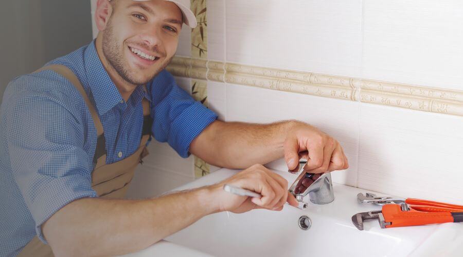 Handle or spout repair in Thebes, IL